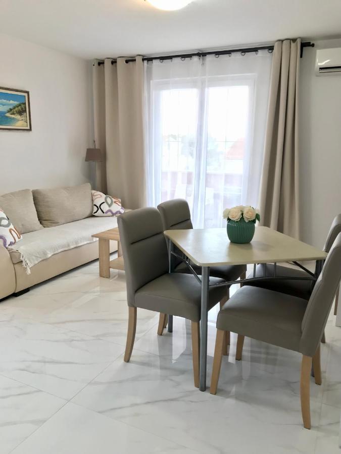Apartments Mare プナト エクステリア 写真