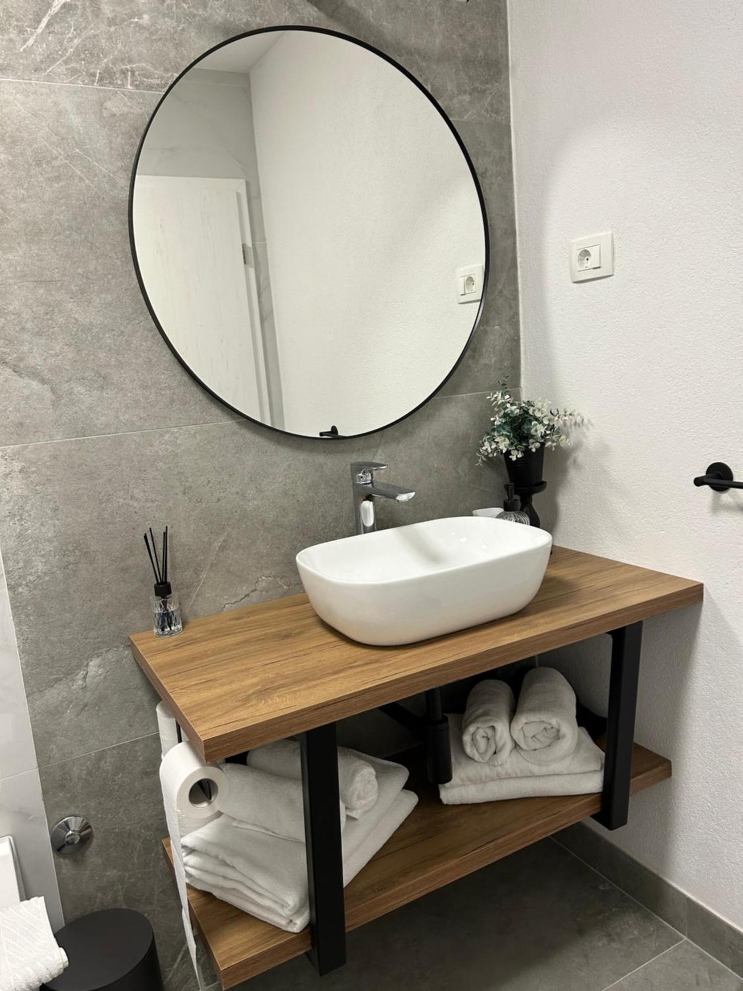 Apartments Mare プナト エクステリア 写真